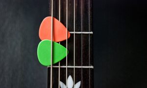کدام پیک گیتار برای کدام سبک از نوازندگی مناسب است؟